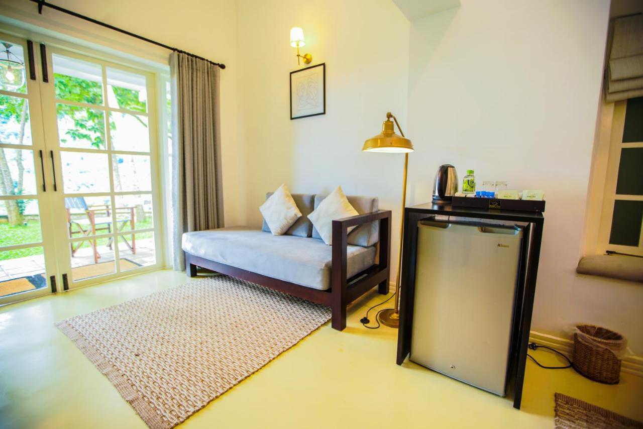 Villa Le Maas Tota Koslanda Luaran gambar