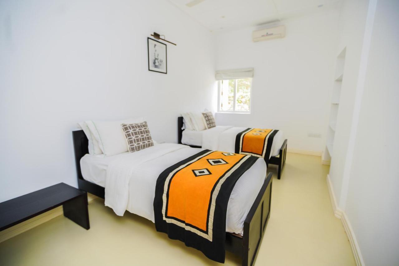 Villa Le Maas Tota Koslanda Luaran gambar