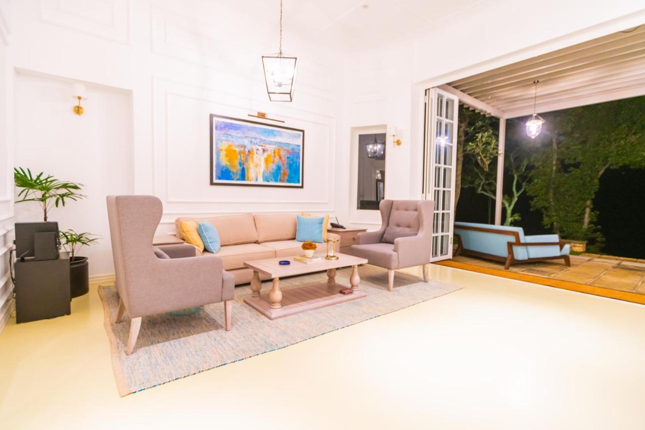 Villa Le Maas Tota Koslanda Luaran gambar
