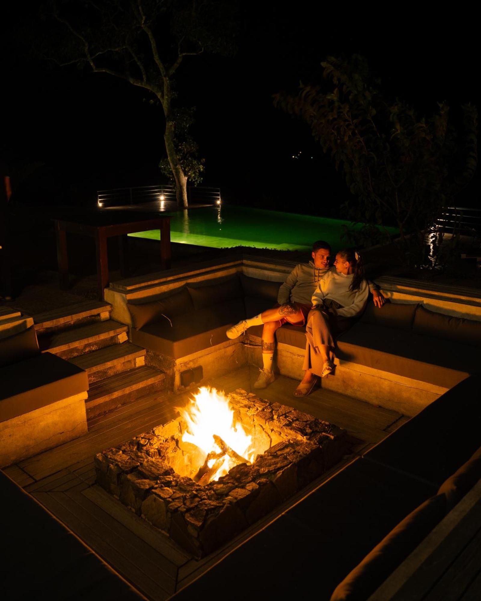 Villa Le Maas Tota Koslanda Luaran gambar